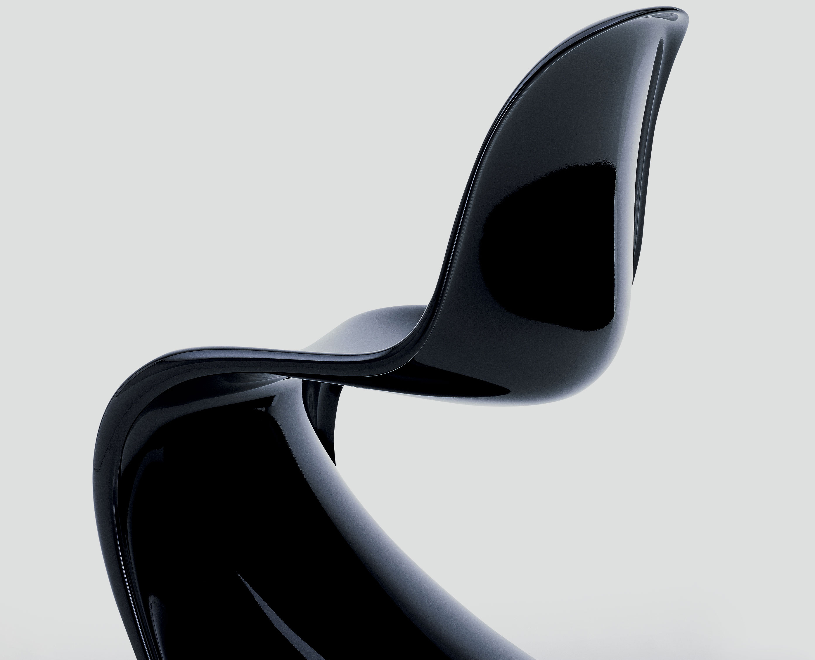 po_Panton-Chair-Classic_91351_master_